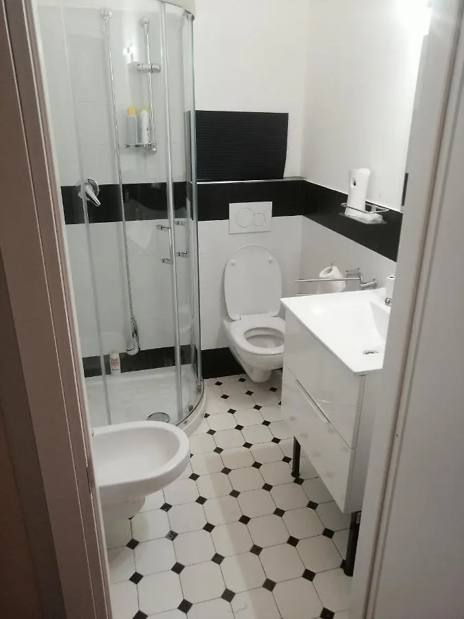 Irnerio Rooms Bologna 0*,